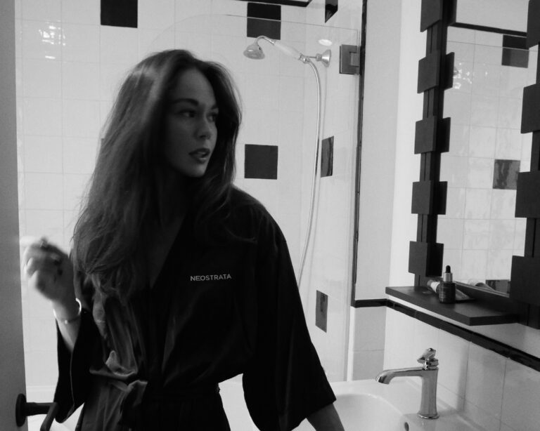 En rutin för balanserad hud med lyster